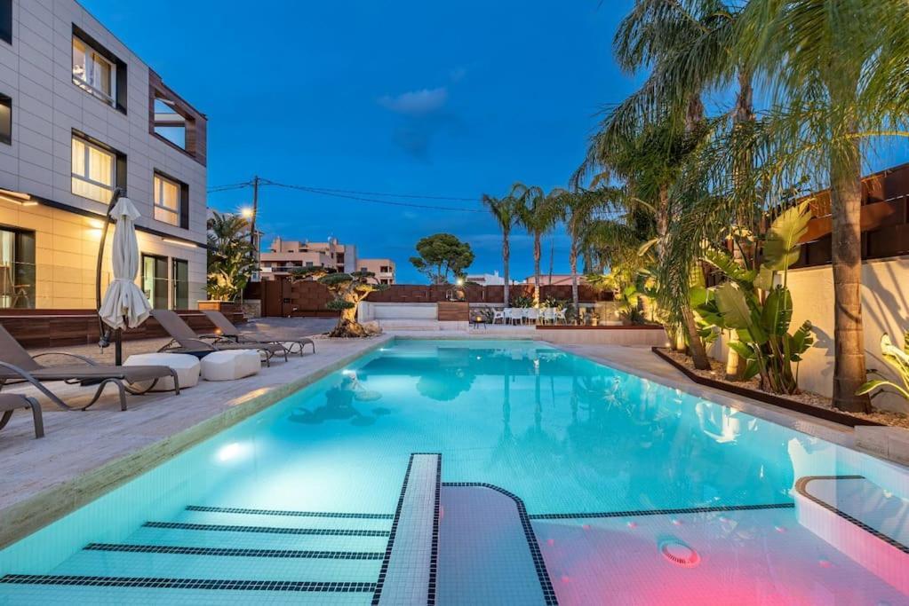 Luxury Casa Con Piscina, Wifi, 150M Dal Mare Apartment Miami Playa Exterior photo
