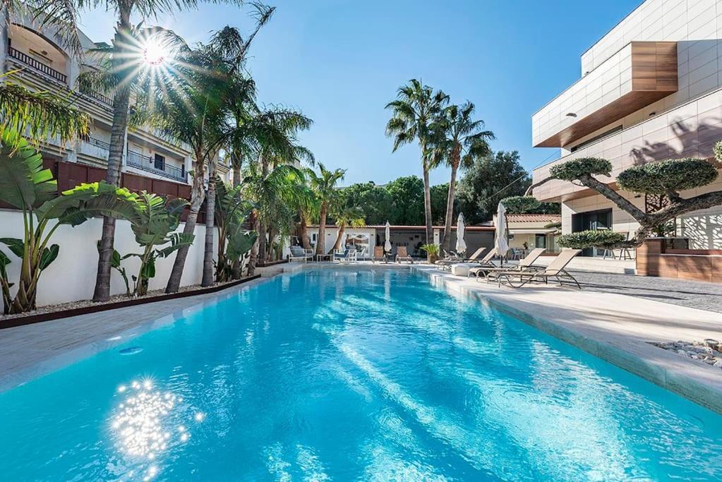 Luxury Casa Con Piscina, Wifi, 150M Dal Mare Apartment Miami Playa Exterior photo